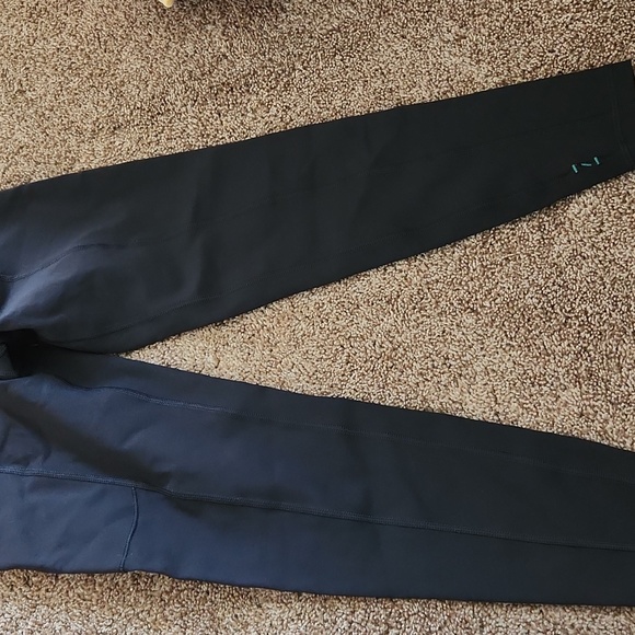 leggings - Picture 2 of 2